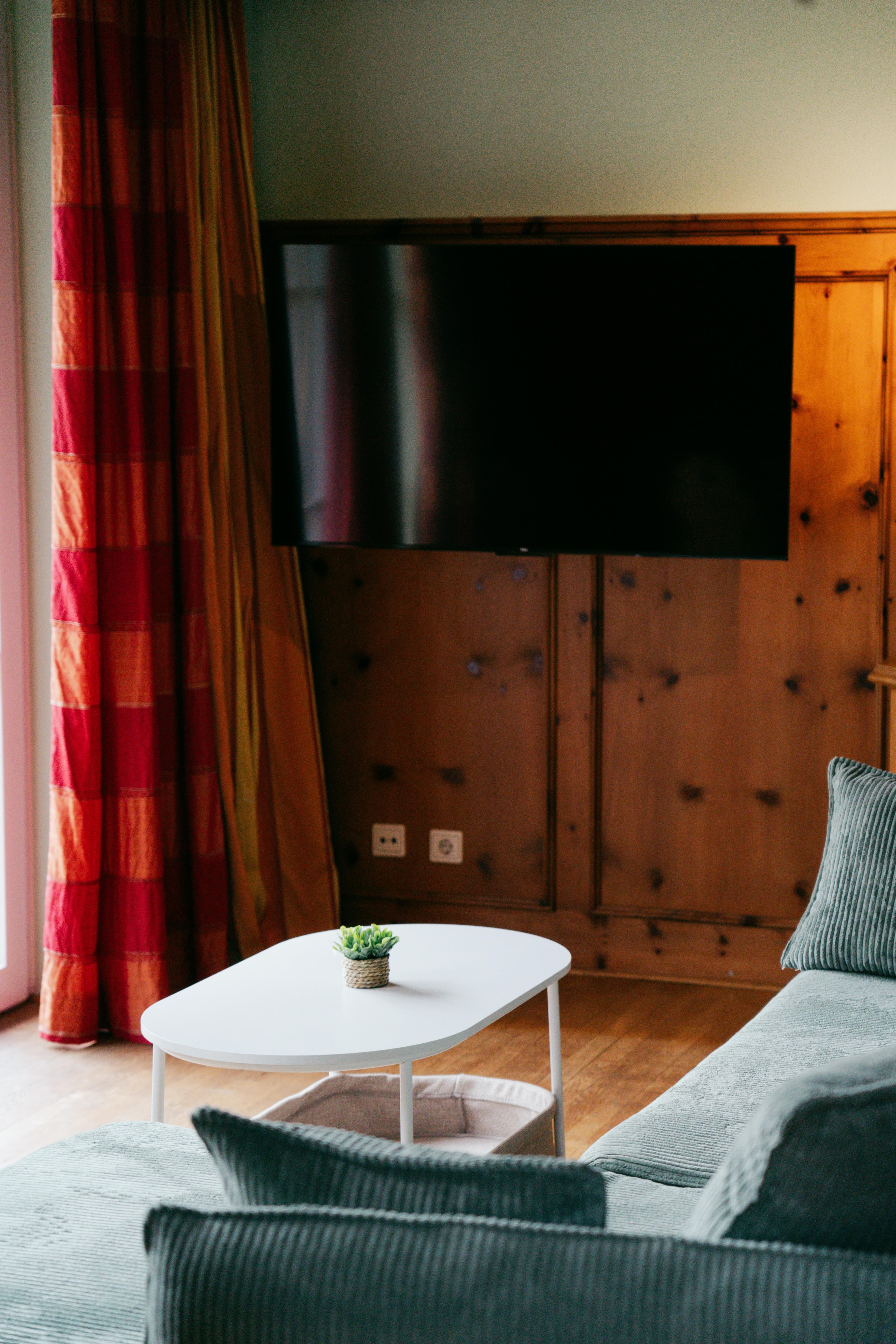 Apartment 2 - Gemütliches Apartment mit Zirbenstube und Balkon